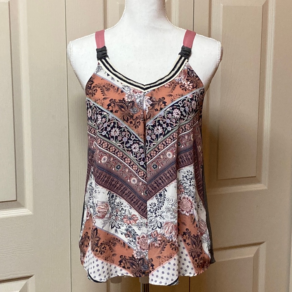 Rewind Tank Top Racerback Pink and Gray Floral and Geometric Print Size M